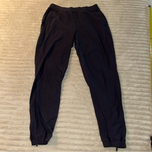 Lululemon Adapted State Women’s 8 High-Rise Tech Fleece Jogger Dark Navy - Picture 3 of 10
